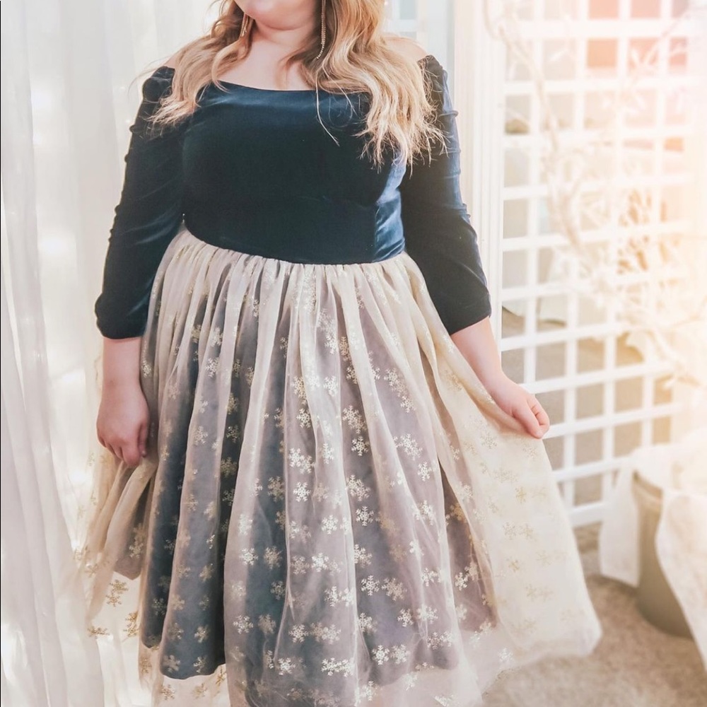 Modcloth Collectif A Night To Remember Velvet Snowflake Dress 4xl
